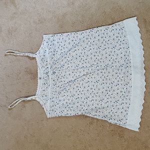 ⭐️ 3/$15 ⭐️Cute tank top